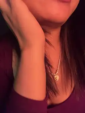 hello-cute online show from January 14, 12:59 am