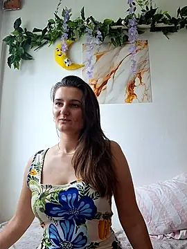 Nika aa online show from May 17, 2:49 pm