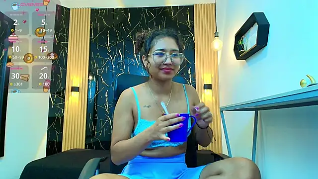 SamanthaFox 8 online show from April 19, 11:21 am