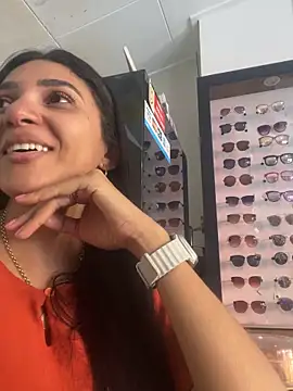 oralin online show from November 24, 11:45 am