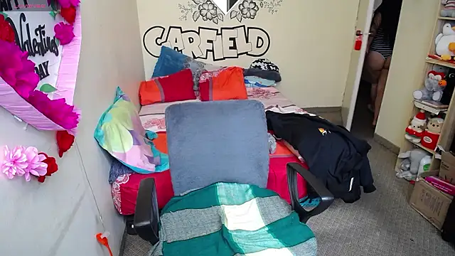 Miss  kendra  online show from February 12, 3:36 pm