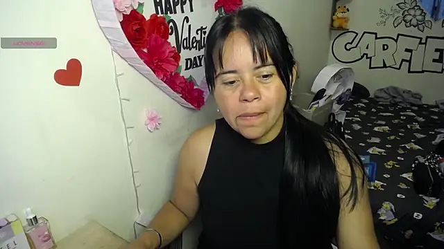 Miss  kendra  online show from July 19, 11:45 am
