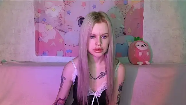 HoneyGold  online show from December 2, 4:14 am