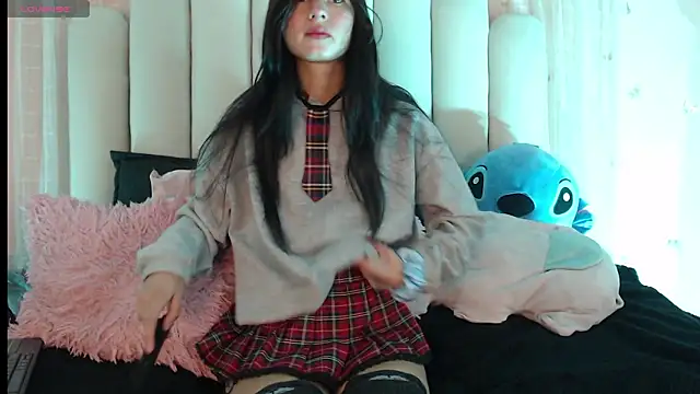 SweetRenata  online show from February 2, 1:21 pm