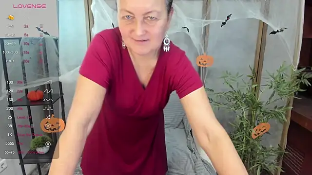 hottyannaa online show from October 31, 3:52 am