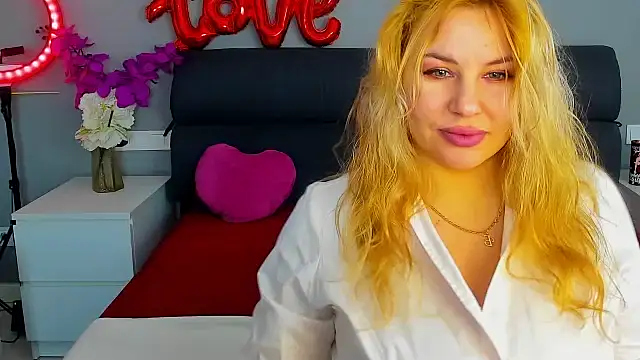 Passion-Blondy online show from February 8, 11:18 pm