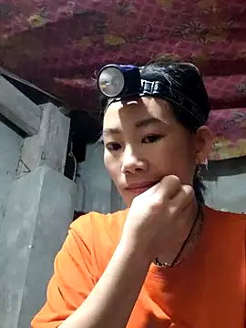 gio-thu online show from February 17, 5:34 pm