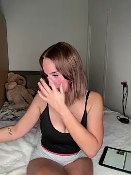 spicycharxx online show from November 24, 10:34 pm