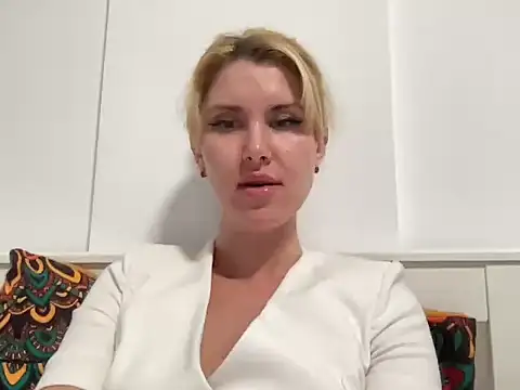 Ilymaris online show from February 19, 9:13 pm