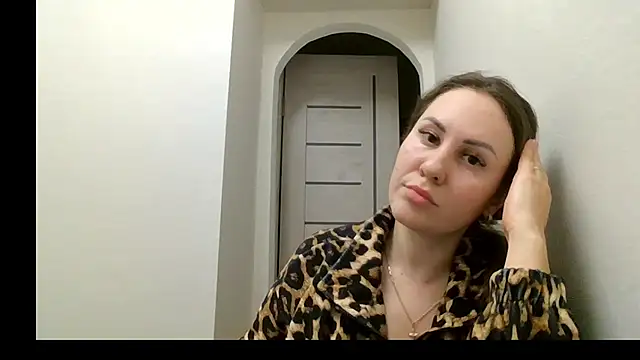 MeadowEyes online show from February 4, 7:17 pm