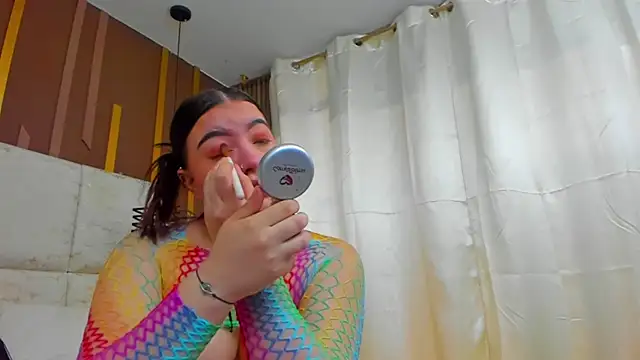 AmbarGills online show from March 15, 1:46 pm