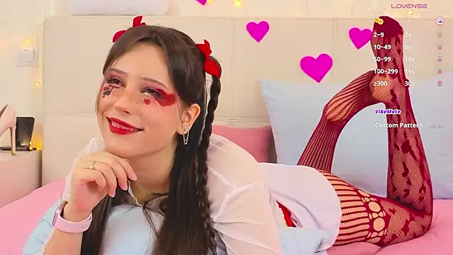 MoonliteDiva online show from February 14, 7:32 am