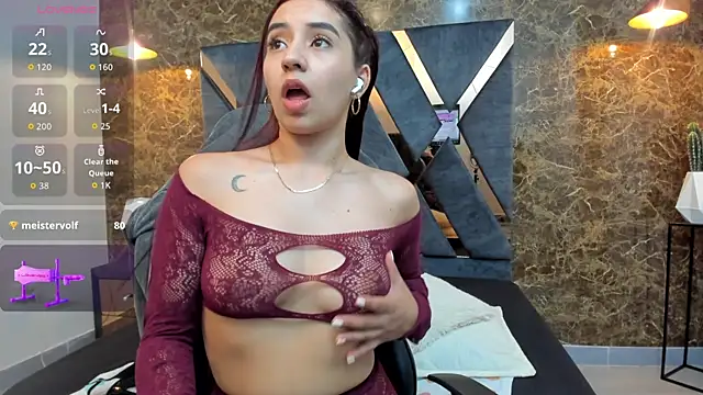 Vittoria Conti  online show from December 4, 5:57 pm