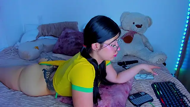 majo gallego online show from November 20, 12:00 am