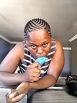 Doooollars online show from January 6, 1:04 pm