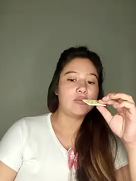 Natacha 02 online show from January 8, 8:07 am