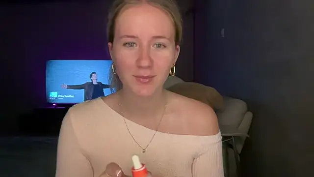 itssosierra online show from June 24, 2:32 am