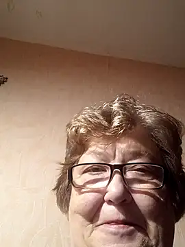 Katherine735 online show from October 28, 9:52 pm