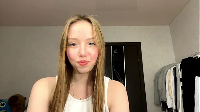 Snapshot of AntoniaMoravick chatting on October 18, 3:04 pm AntoniaMoravick online show from October 18, 3:04 pm