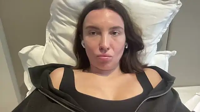 CArivora online show from March 20, 1:38 pm