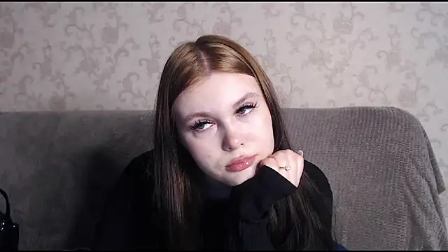 Musegirl online show from October 24, 8:21 am