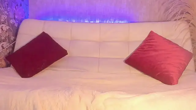 miss brenda  online show from October 24, 1:18 pm