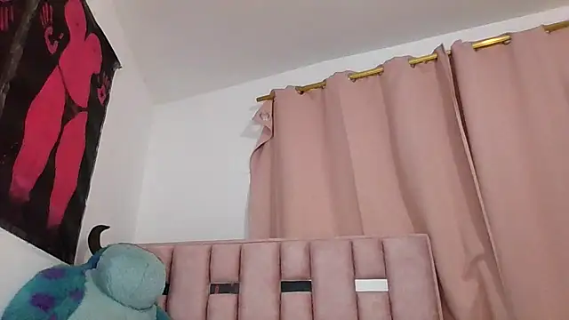 abby moss 2 online show from November 30, 5:33 am