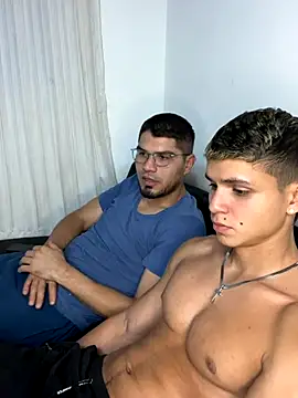 mirallesandbig online show from November 14, 10:54 pm