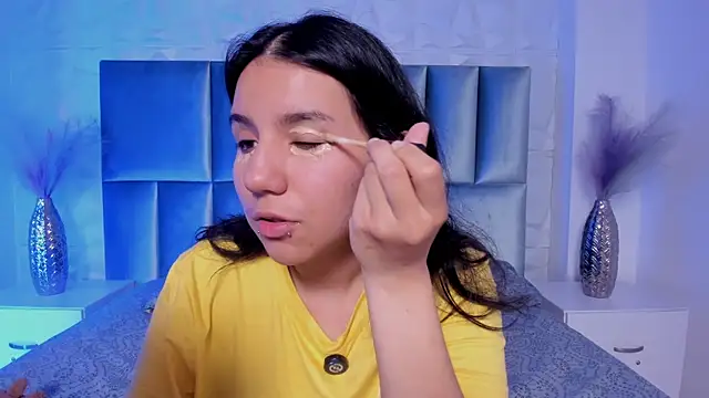 HollyPeach online show from July 14, 7:29 pm