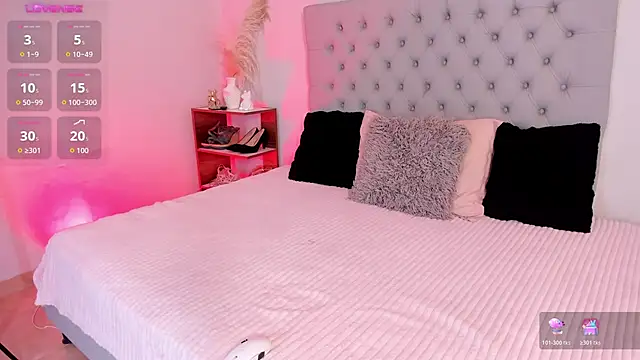 SofiRuiz  online show from January 16, 3:13 am