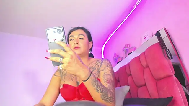 BiancaValentinna online show from July 24, 10:06 pm