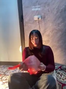 Maymay   online show from December 18, 2:05 am