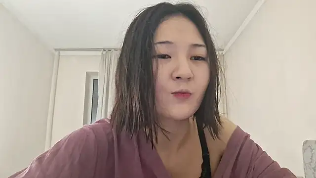 Lyndasilk online show from March 2, 3:30 pm