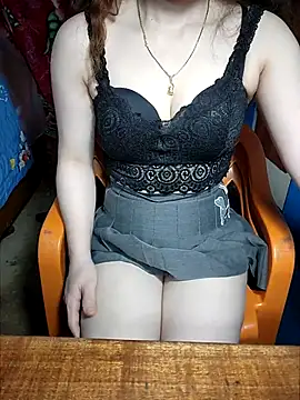 Snapshot of LeanaLy chatting on October 15, 1:25 pm LeanaLy online show from October 15, 1:25 pm
