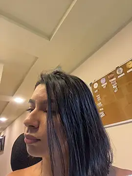 AlyssaRay online show from February 17, 6:51 pm