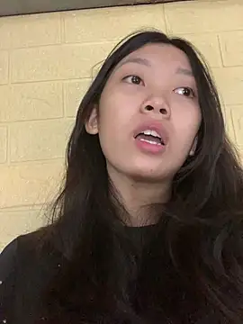 linh-lan1 online show from October 22, 4:56 pm