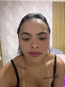 safadinhaquenteW online show from March 27, 3:30 am