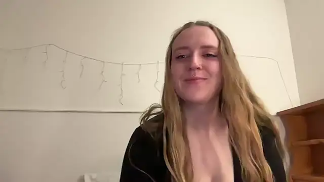 Pattyworld69 online show from June 3, 4:46 am