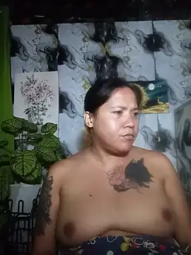 trishacummerts online show from May 29, 10:24 am