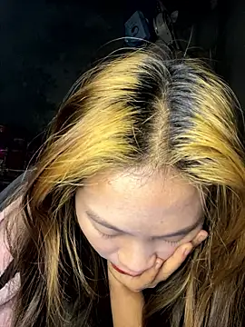 namicute online show from January 10, 11:42 pm