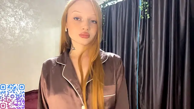 Iamlylu online show from November 5, 1:05 pm