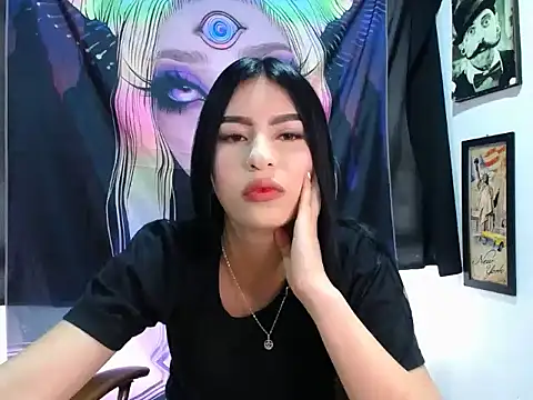 AlanaCollins- online show from October 20, 12:08 pm