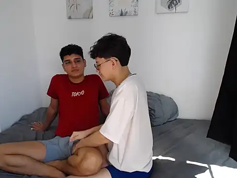 SpritzBoys online show from October 21, 1:59 pm