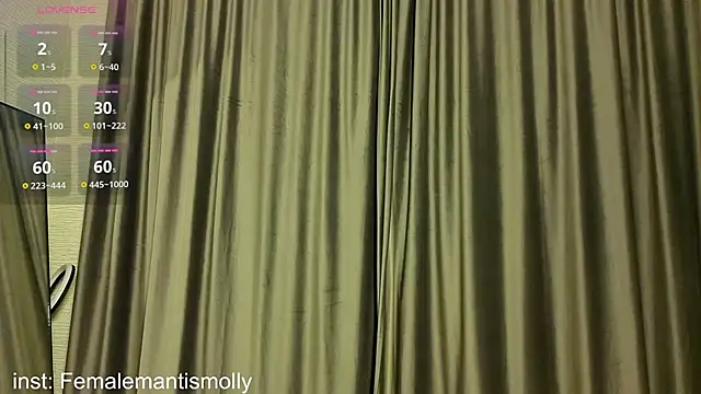 MissPompadure online show from December 1, 2:26 am