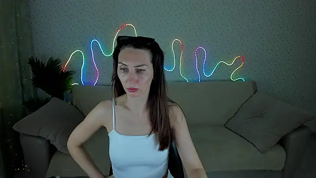 Lilith Sora online show from December 15, 11:48 am