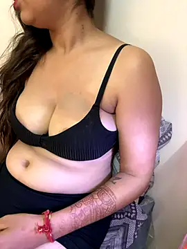 neelam singh0 online show from October 21, 7:40 pm