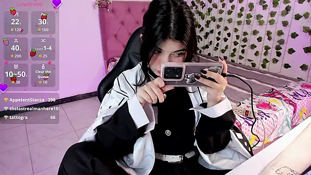 selina lovers  online show from November 3, 4:16 am