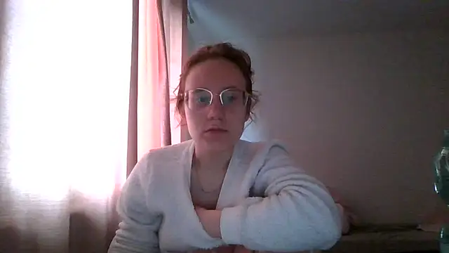 LuckySLove online show from May 31, 2:34 pm