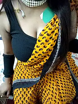 Snapshot of monalisharoy544554 chatting on October 18, 6:21 pm monalisharoy544554 online show from October 18, 6:21 pm