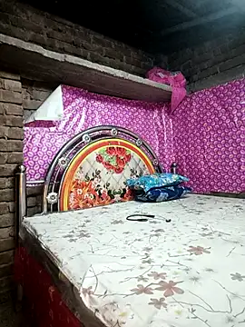 JYRR25 online show from April 12, 3:48 pm